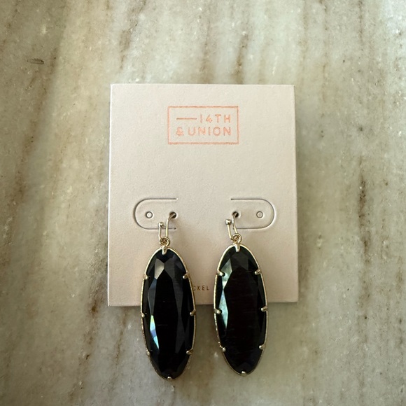 14th & Union Black and Gold Earrings - Picture 1 of 3